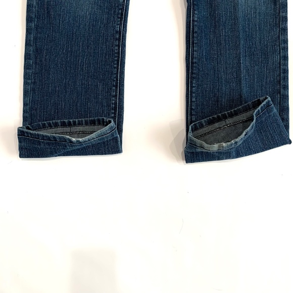 Tahari Dark Wash Straight Leg Jeans Size 6 - Picture 5 of 5